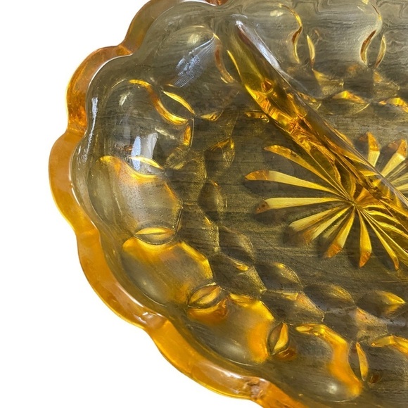 Vintage Indiana Amber 1950’s Thumbprint Relish Dish Scalloped Anchor Hawking EUC - Picture 2 of 6